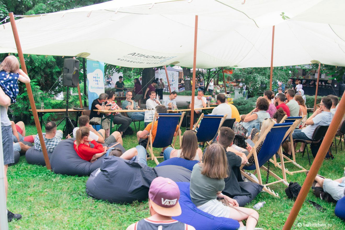 Előfizetőkre vagy külsős befektetőkre van szükség a nyomtatott sajtó megmaradásához •  Fotó: László Ildikó