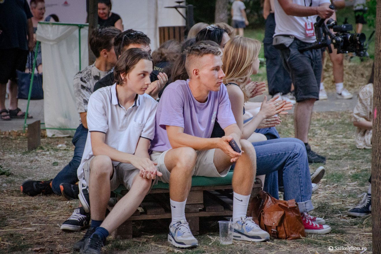 •  Fotó: László Ildikó