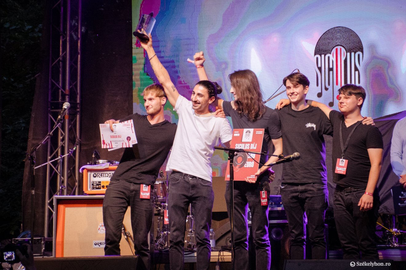 •  Fotó: László Ildikó