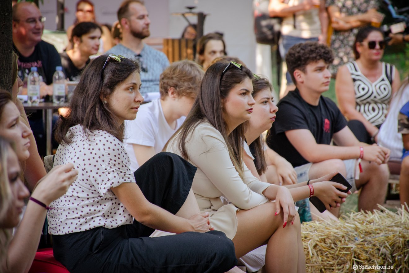 •  Fotó: László Ildikó