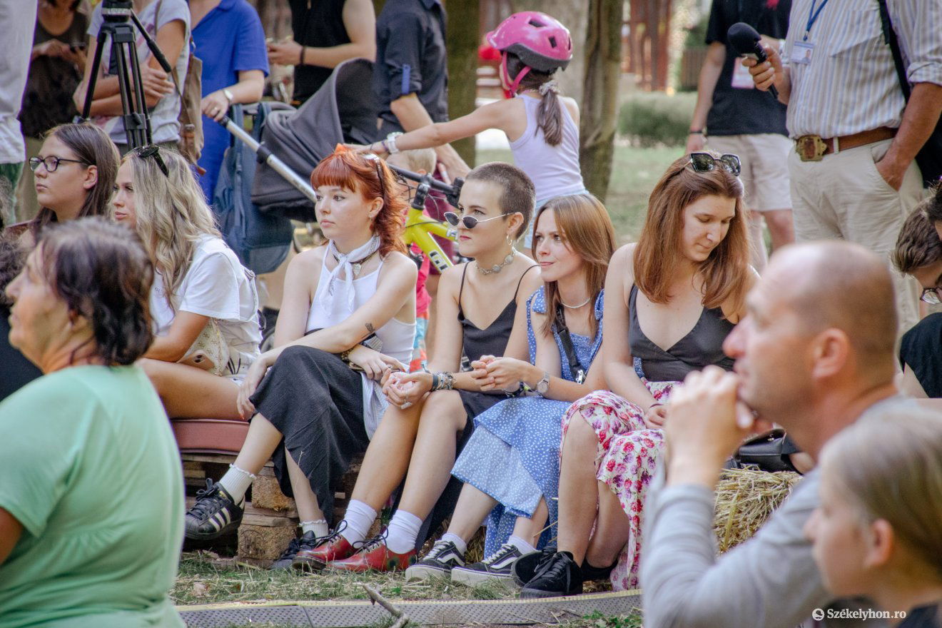 •  Fotó: László Ildikó