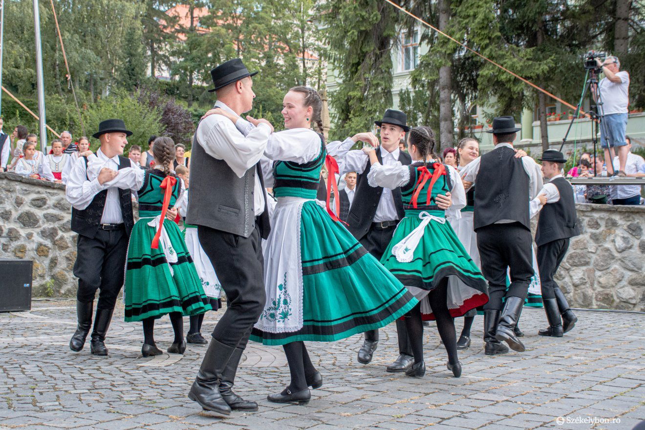 •  Fotó: László Ildikó