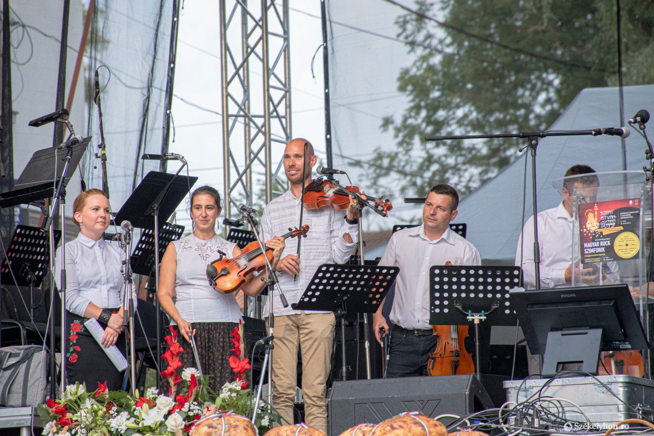•  Fotó: László Ildikó