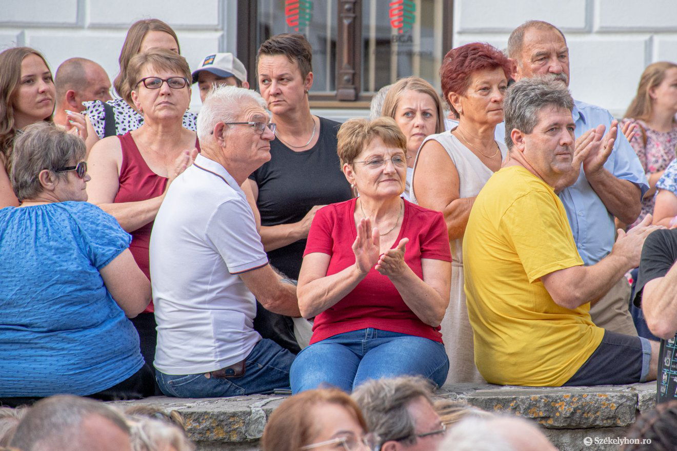 •  Fotó: László Ildikó