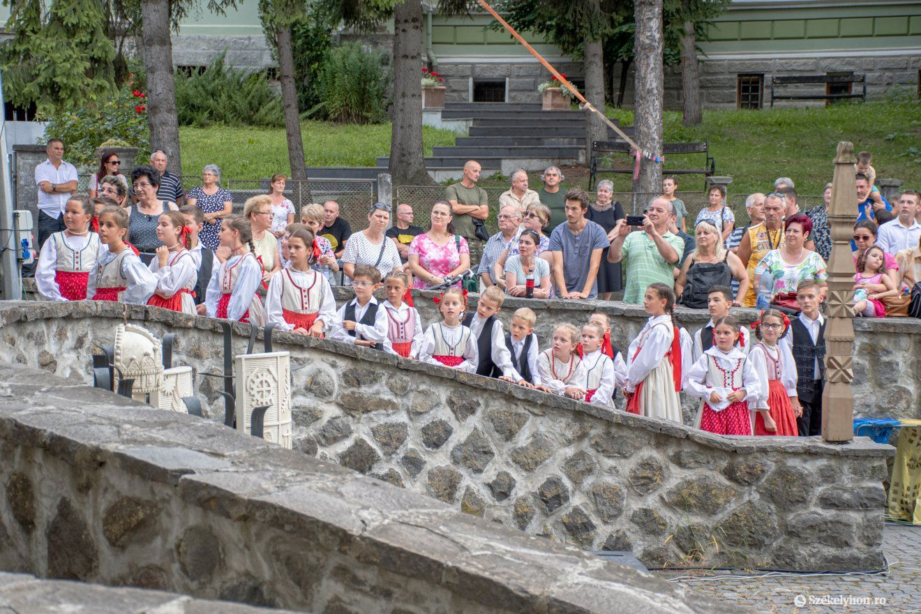 •  Fotó: László Ildikó