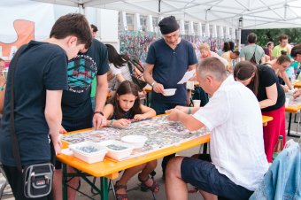 Maratoni óriáskirakózás Székelyudvarhelyen