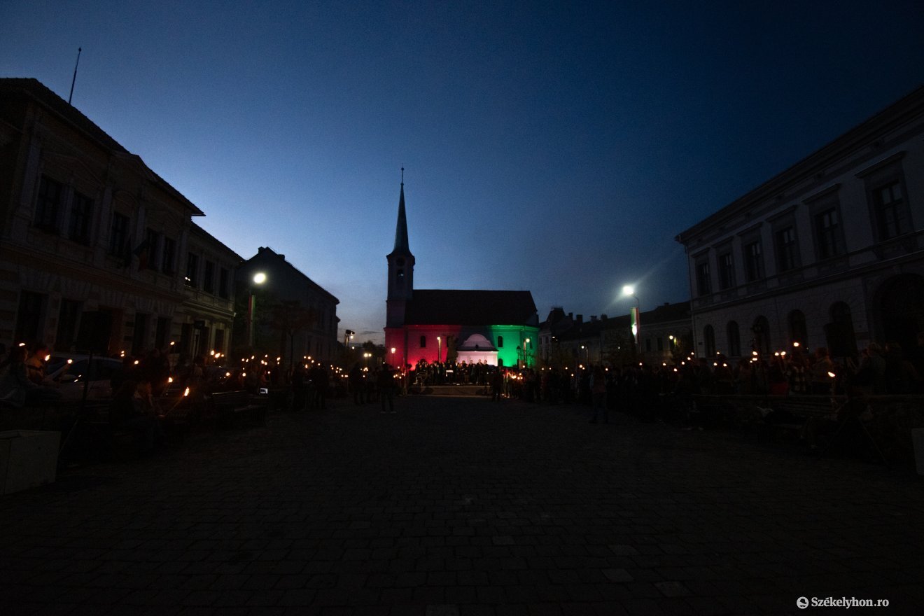 •  Fotó: László Ildikó
