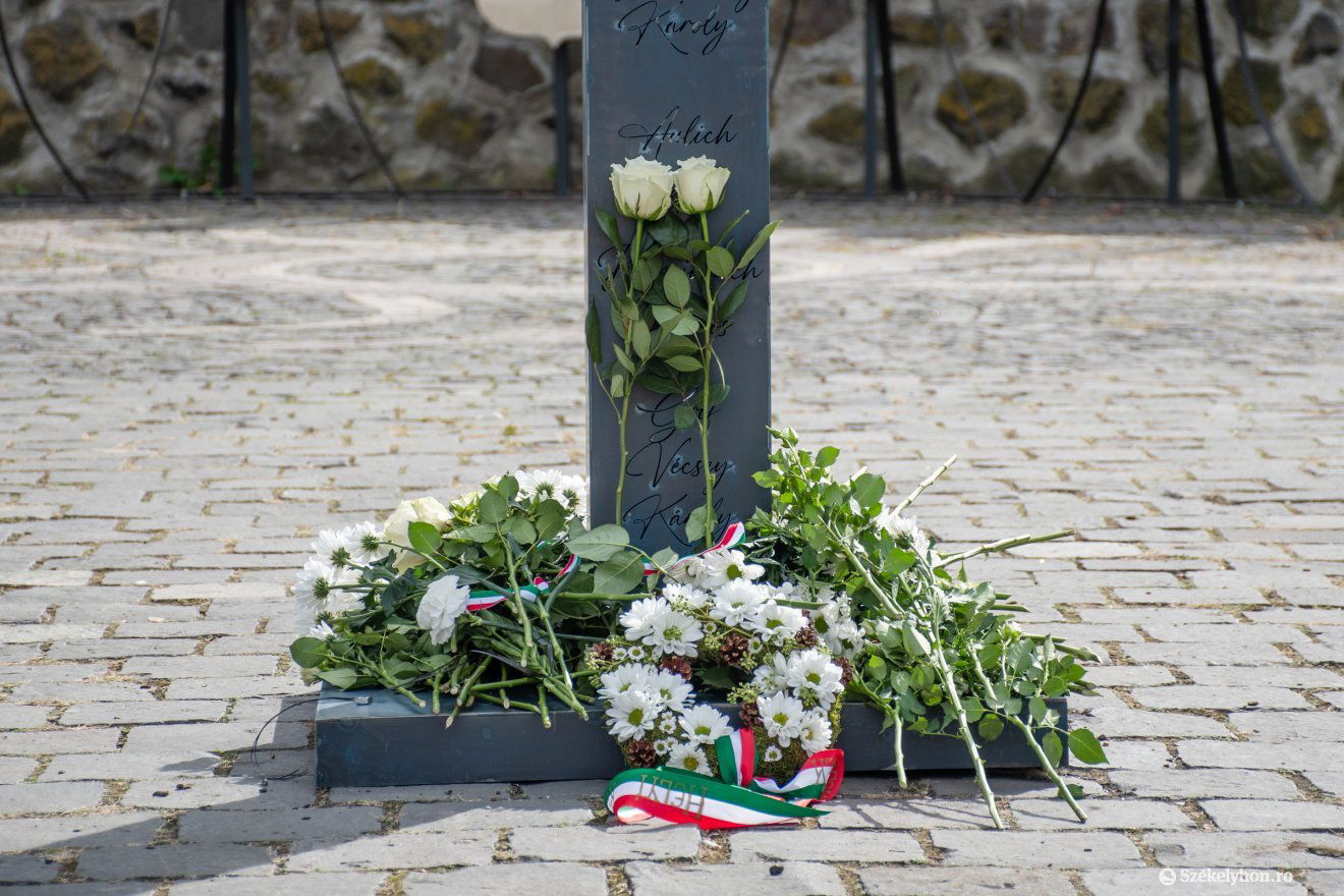 •  Fotó: László Ildikó