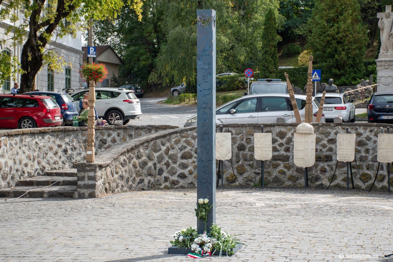 •  Fotó: László Ildikó