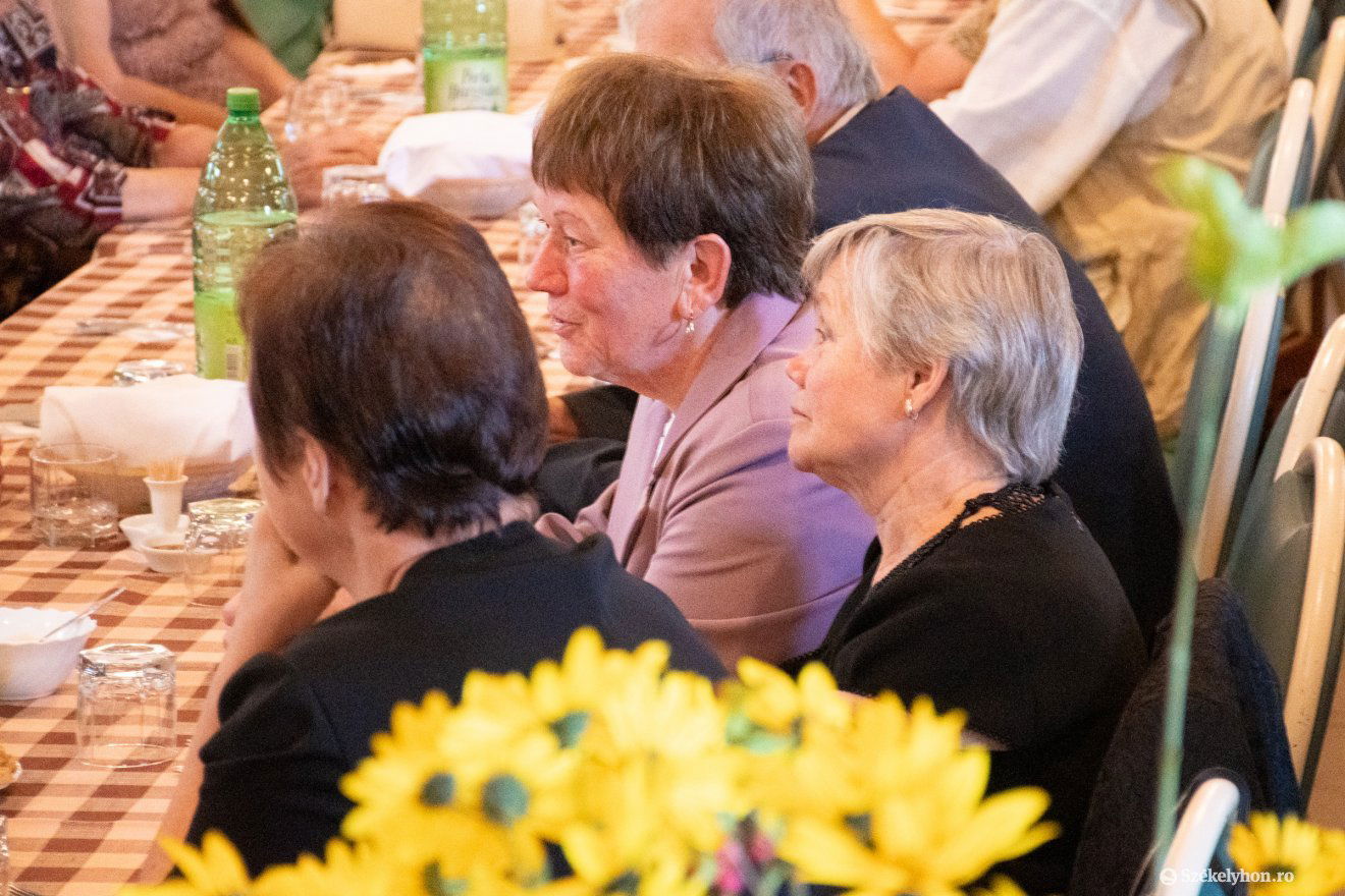 •  Fotó: László Ildikó