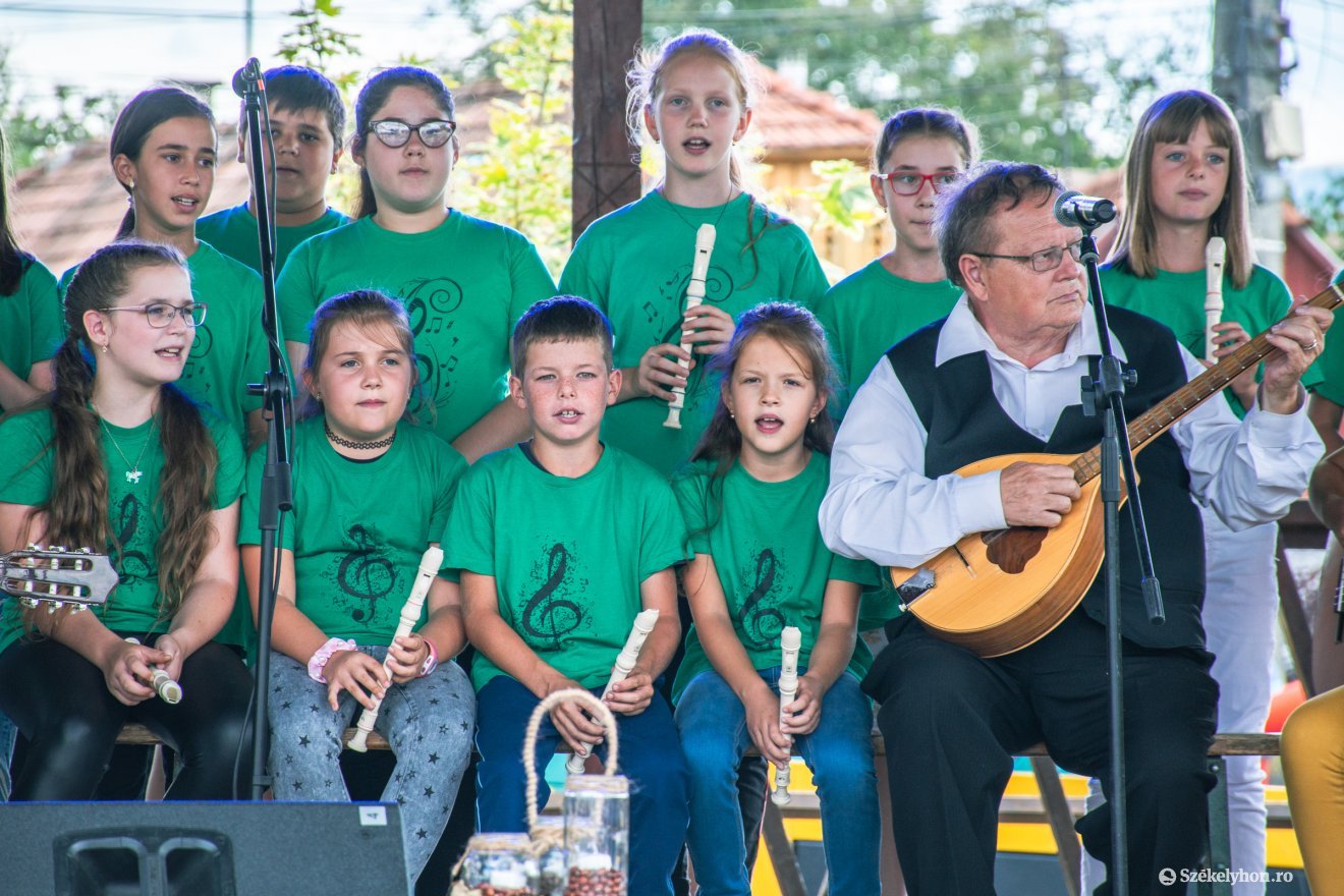 •  Fotó: László Ildikó