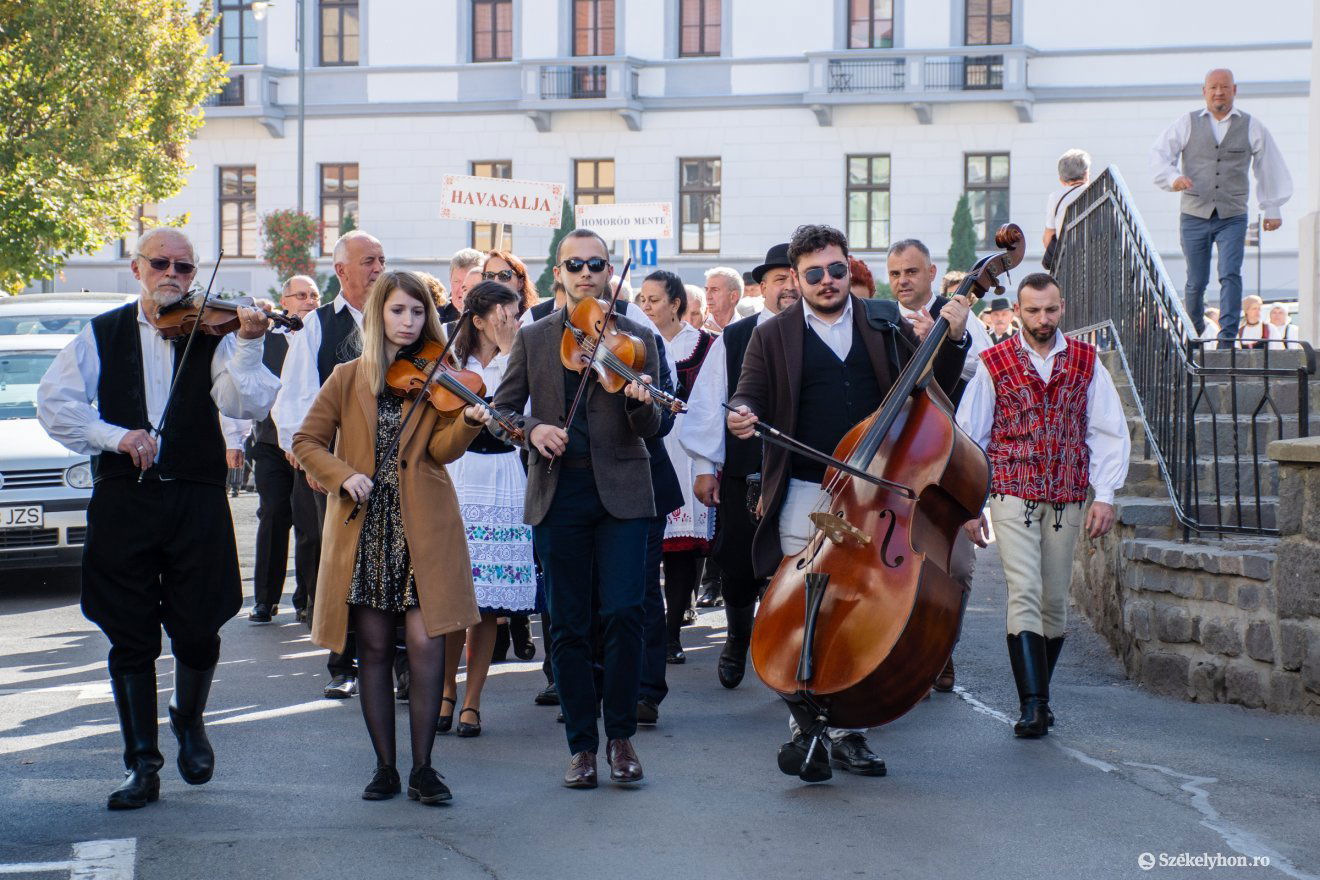 •  Fotó: László Ildikó