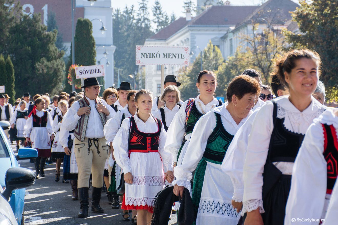 •  Fotó: László Ildikó