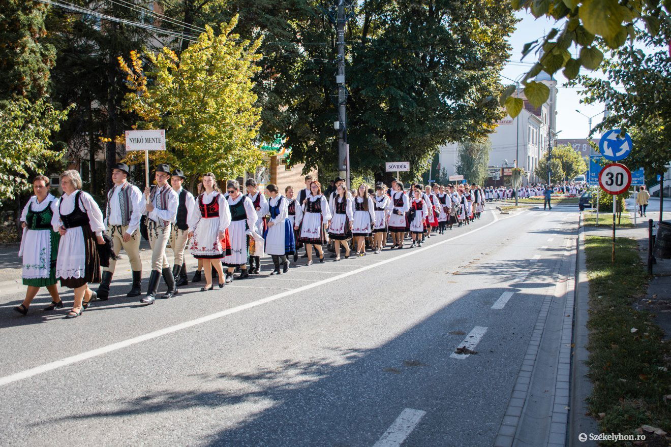 •  Fotó: László Ildikó