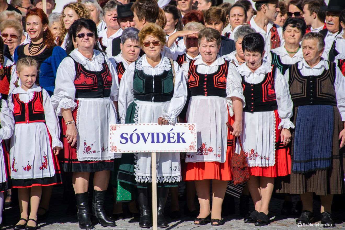 •  Fotó: László Ildikó