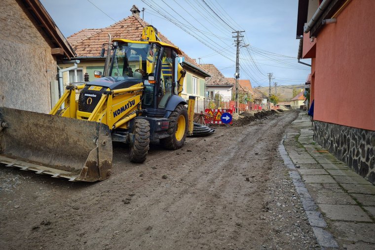 Fontos utcát hoznak rendbe Székelykeresztúron, más munkálatokat pedig halasztani kell