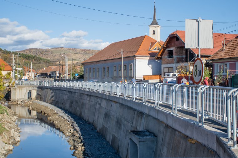 Elfogadta a kormány Máréfalva címerét