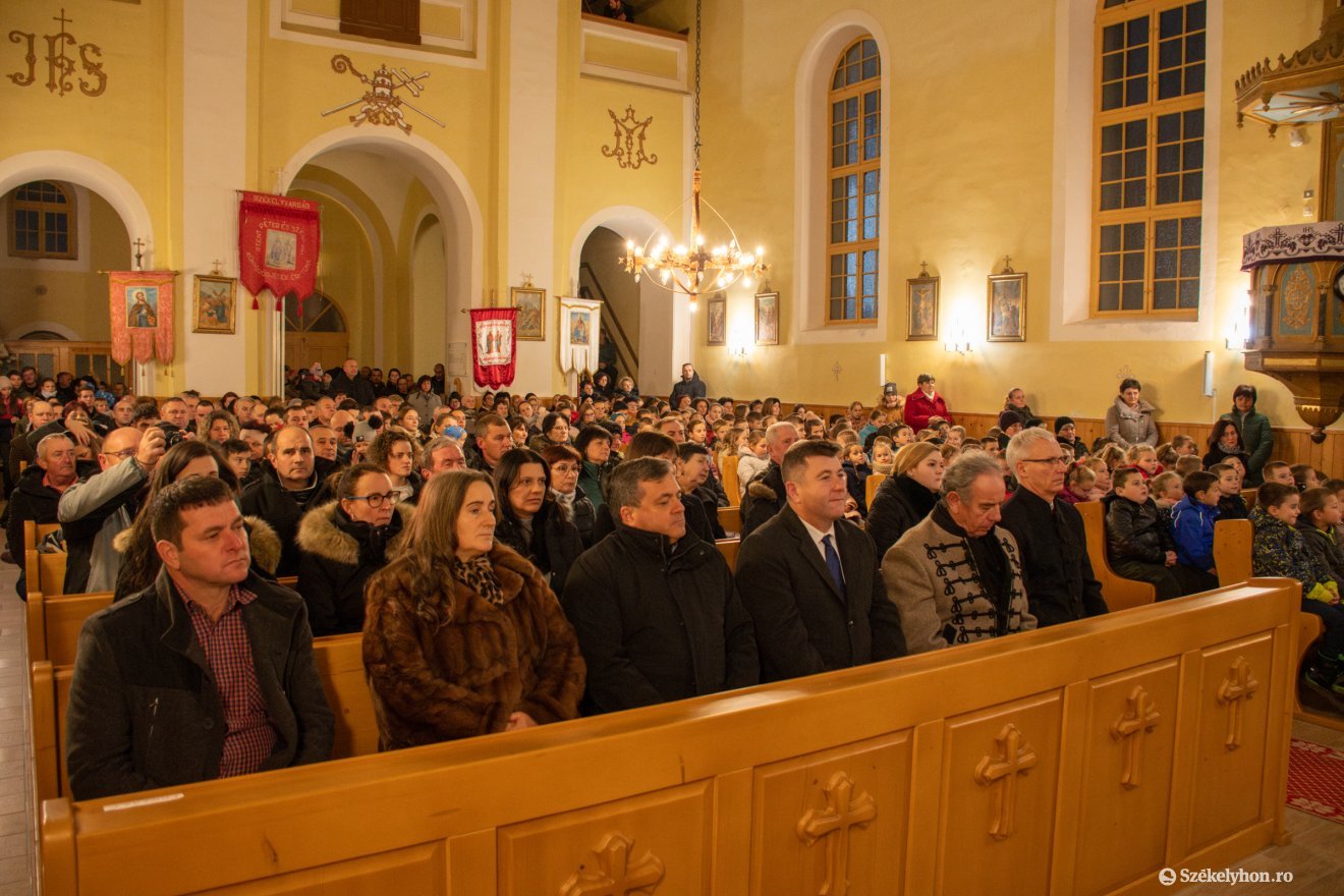 •  Fotó: László Ildikó