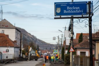 Csak a reggeli csúcs után kezdenek dolgozni a Bethlenfalvi úton