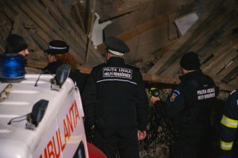 Gondatlanságból elkövetett emberölés és testi sértés gyanújával indult rendőrségi vizsgálat a székelyudvarhelyi falomlás ügyében