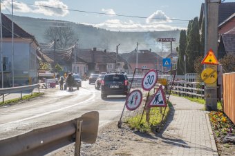 Zene füleinknek: ismét akadálytalanul halad az autós forgalom Máréfalvánál