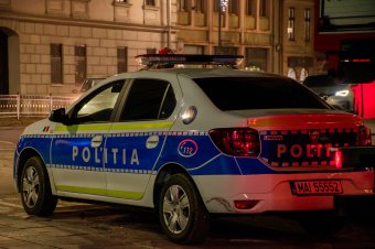 Egy család három tagját találták holtan az udvarukon az egyik erdélyi városban