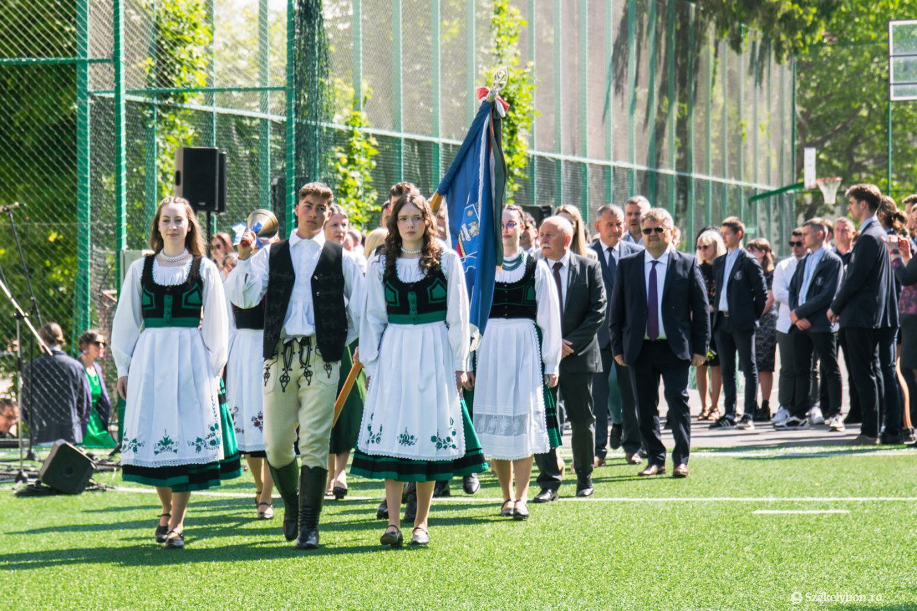 •  Fotó: László Ildikó