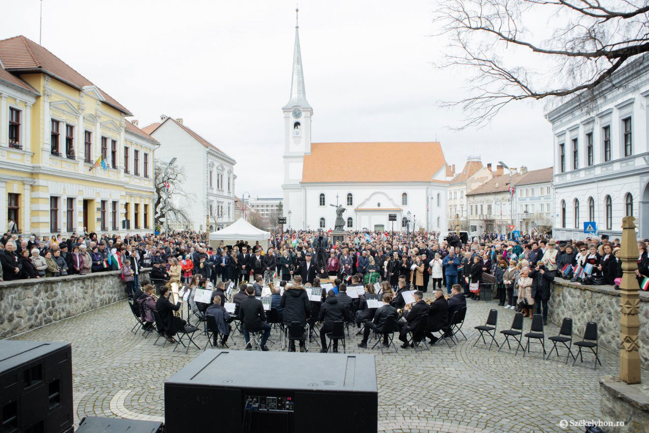 •  Fotó: László Ildikó
