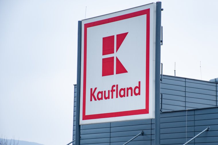 Szalmonella-fertőzés gyanúja miatt von ki forgalomból terméket a Kaufland – székelyföldi üzletek is érintettek