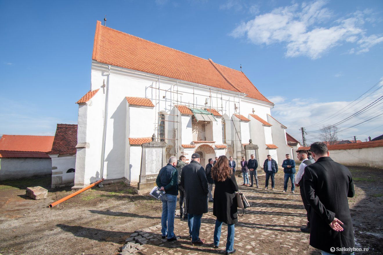 •  Fotó: László Ildikó