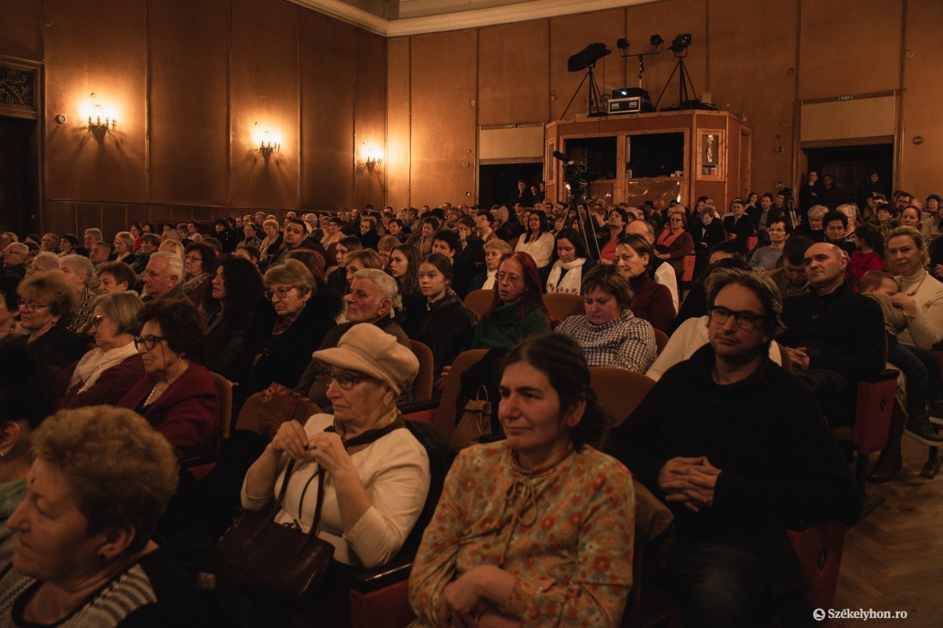 •  Fotó: László Ildikó