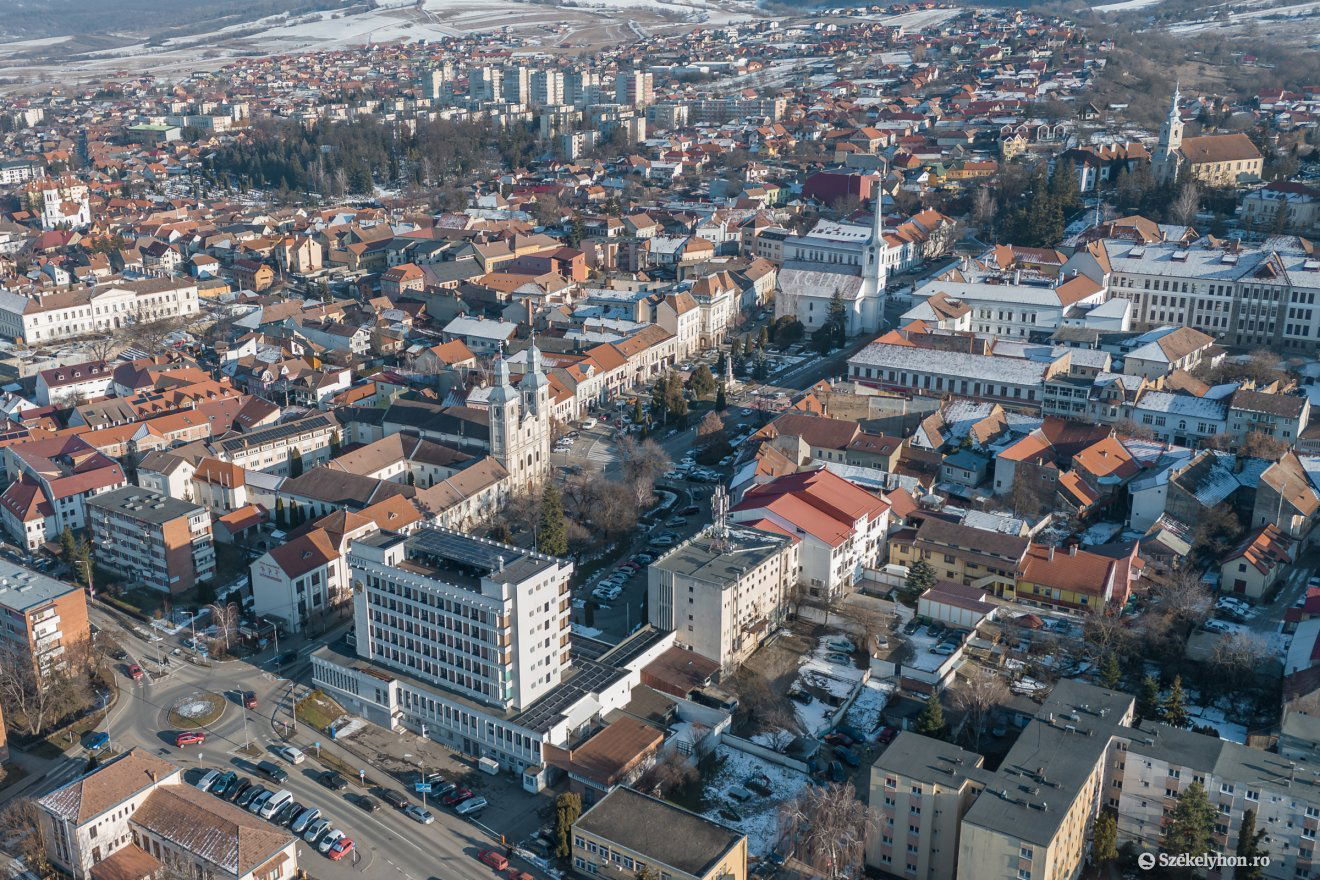 Minden 14 évnél idősebb turista után 4 lejes illetéket kell befizessenek vendégéjszakánként a székelyudvarhelyi turisztikai egységek •  Fotó: Pinti Attila