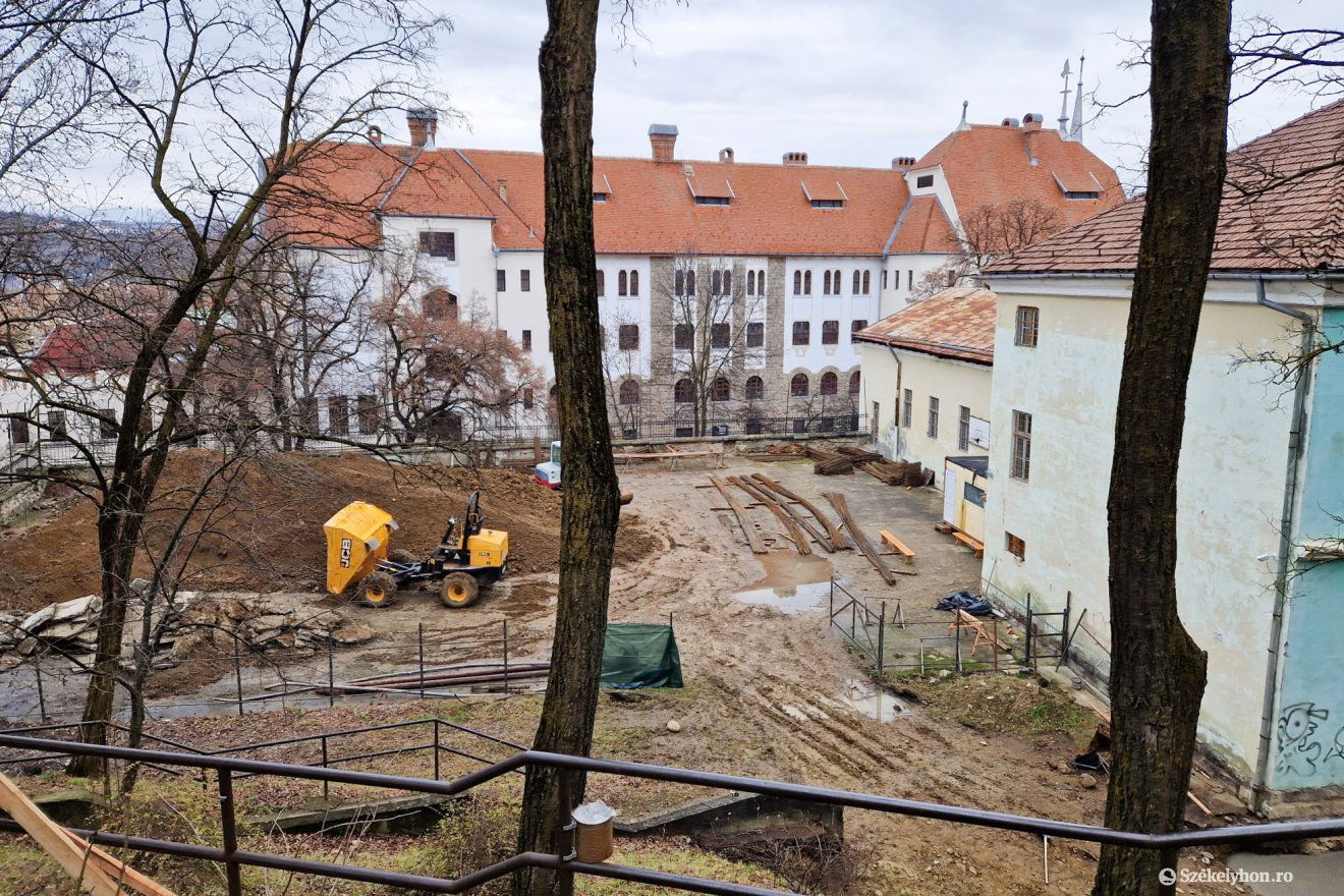 •  Fotó: Fülöp-Székely Botond