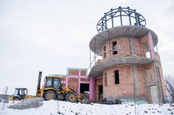 Még csupasz és tetőzete sincs a székelyudvarhelyi csillagvizsgálónak