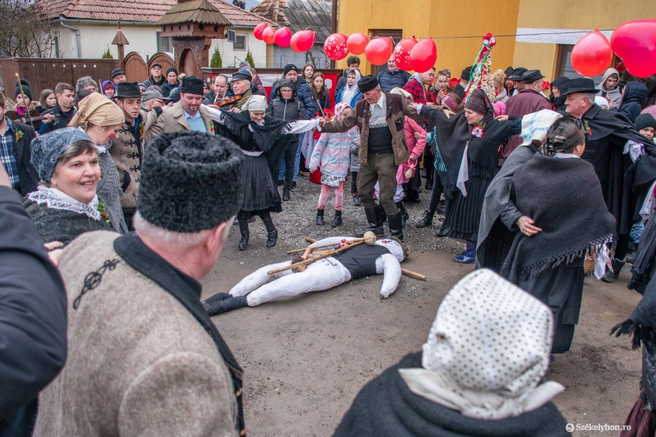 •  Fotó: László Ildikó