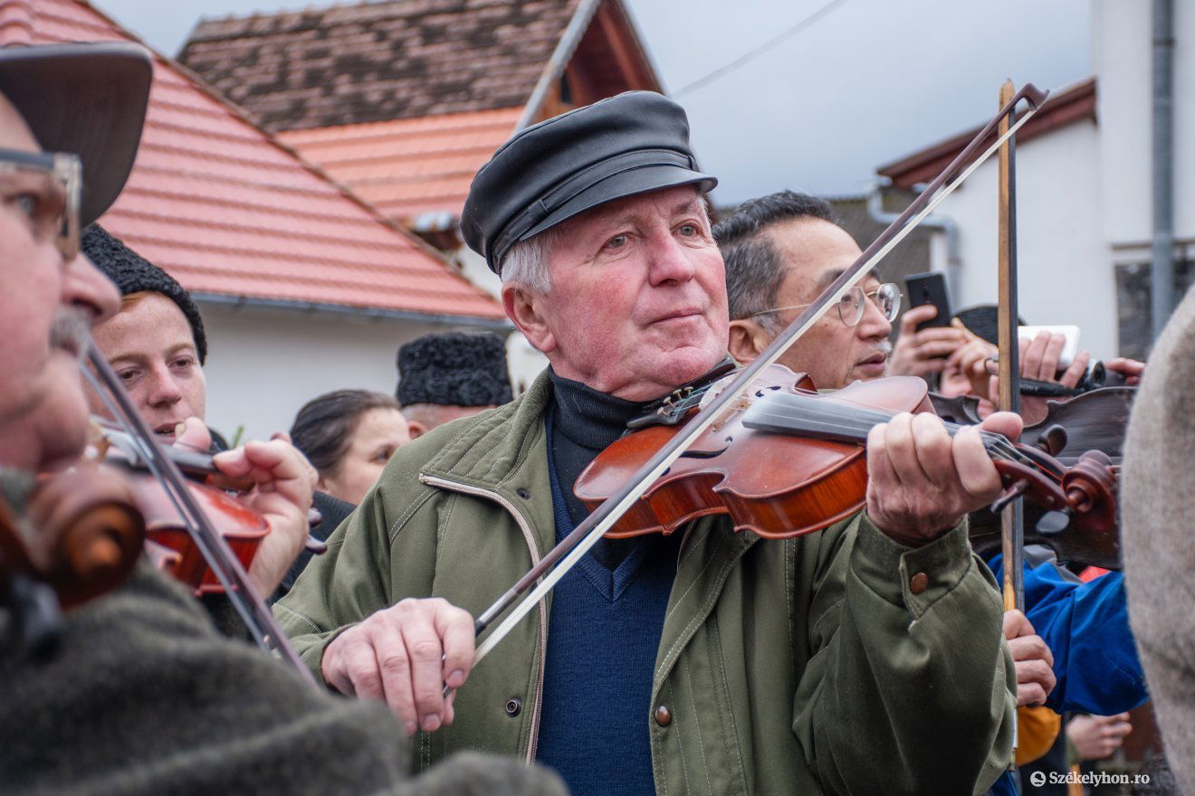 •  Fotó: László Ildikó