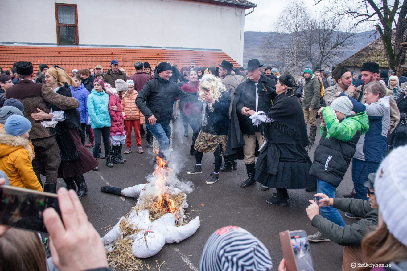 •  Fotó: László Ildikó