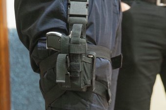 Öngyilkosságot követett el szolgálati fegyverével egy rendőr