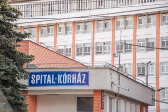 Koronavírus-gócpont a székelyudvarhelyi kórház belgyógyászati osztályán