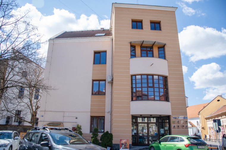 Szintet lép a Székelyudvarhelyi Egyetemi Központ: négy oktatási intézetet hoznak létre