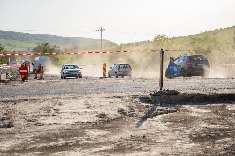 Haladnak a körforgalom építésével Székelyszentléleken, de akadnak nehezítő tényezők
