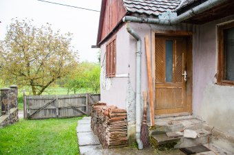 A bejárati ajtón „kopogtatott” a medve Nyikómalomfalván