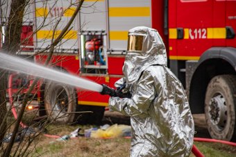 Adja az ég, hogy sose kelljen még csak hasonlót se lássunk élesben