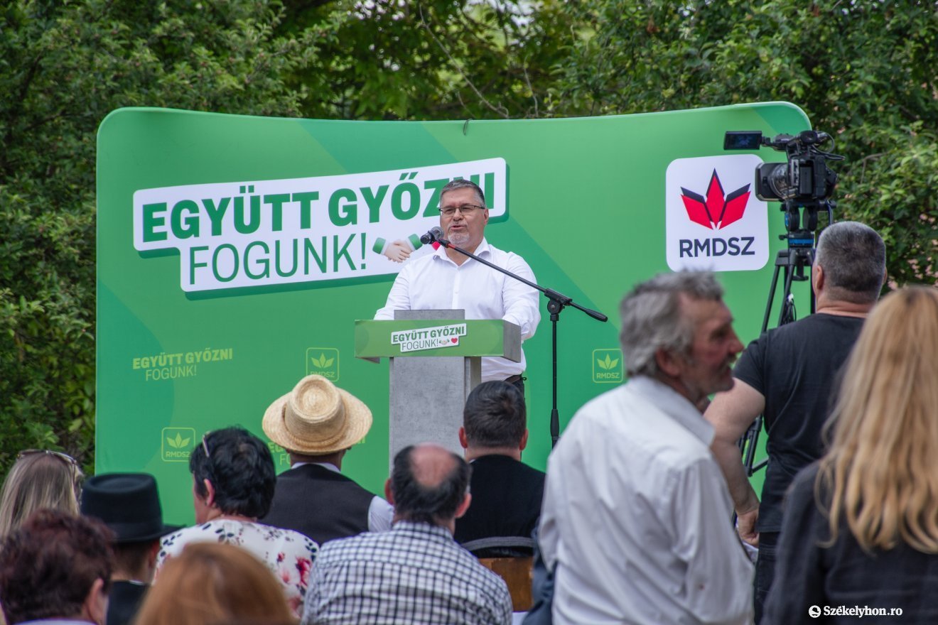 Ladányi László Zsolt parlamenti képviselő •  Fotó: László Ildikó