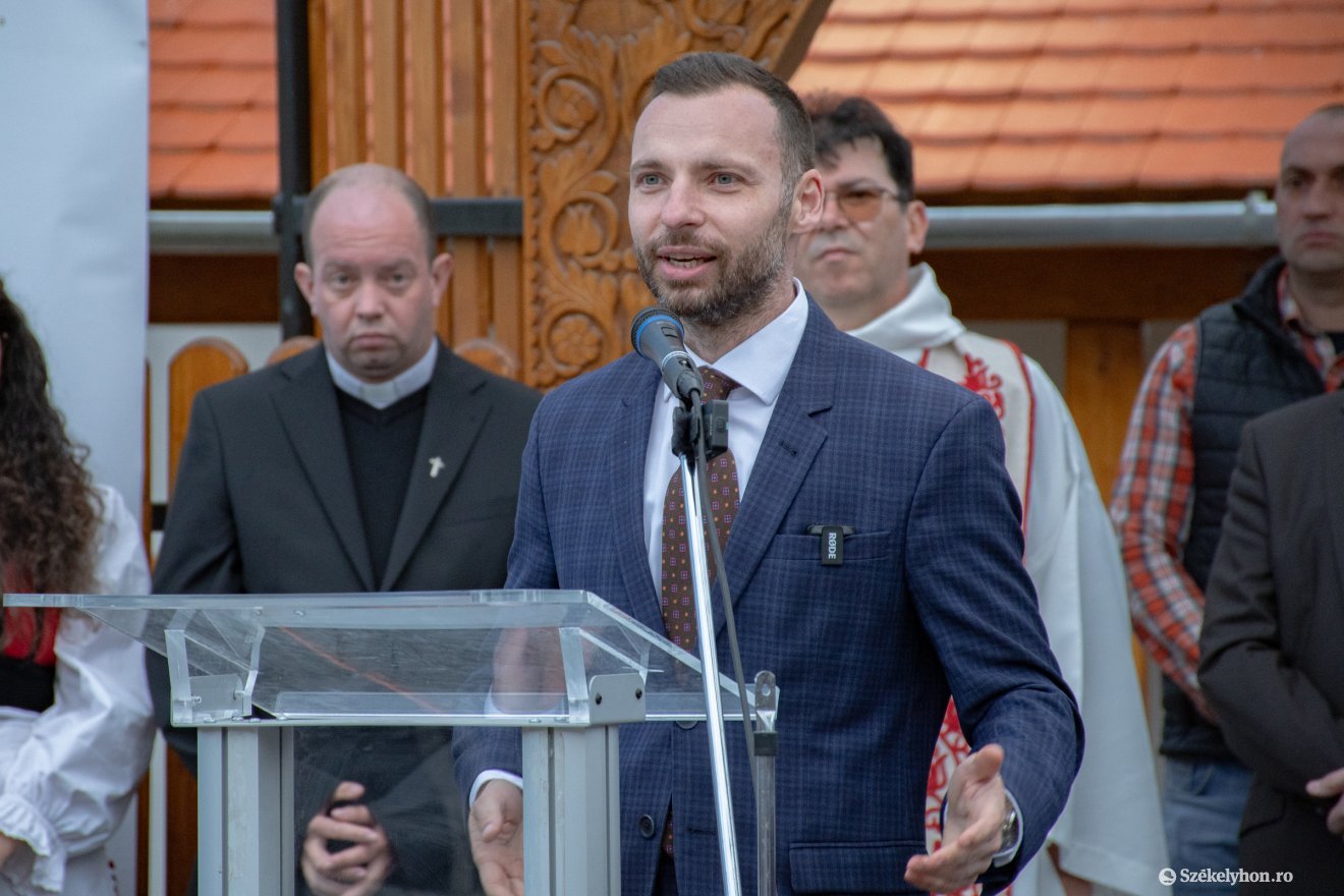 •  Fotó: László Ildikó