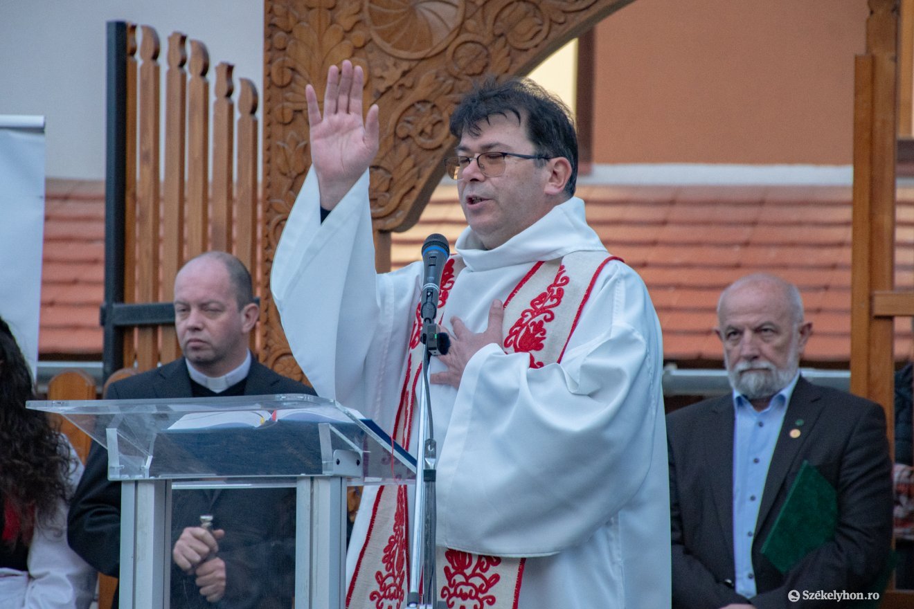 •  Fotó: László Ildikó