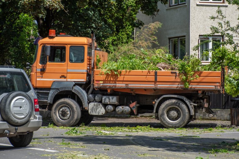 Katasztrófavédelem: számos megyében, így a Székelyföldön is be kellett avatkozni az ítéletidő miatt