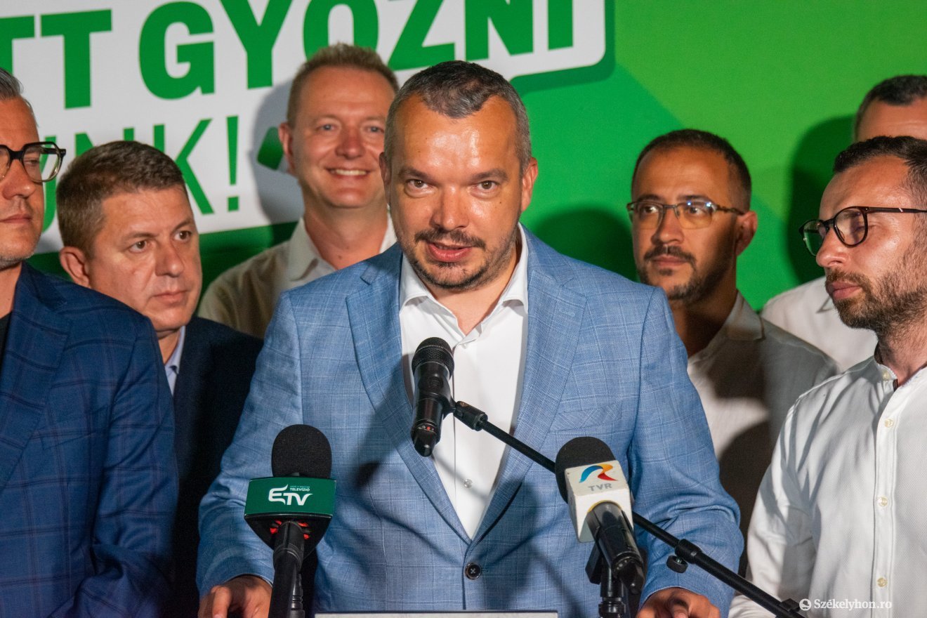Váltás Székelyudvarhelyen. Szakács-Paál István lesz az új polgármester •  Fotó: Csató Andrea