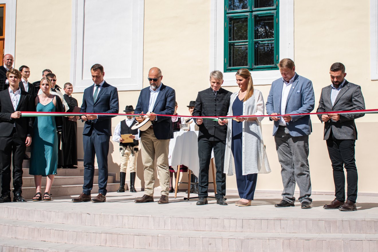 •  Fotó: László Ildikó