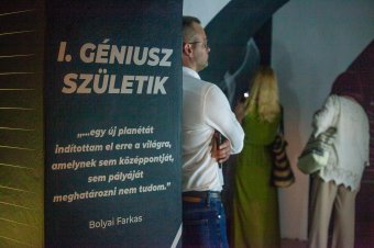Aki a semmiből egy új, más világot teremtett: Bolyai, Erdély géniusza Székelyudvarhelyen